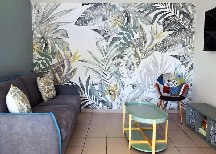 Maison Super Calme Et Confortable - Idealement Situee - Clim - Vue Montagnes - Piscine Partagee - Parking Gratuit - Lou Tranquillou