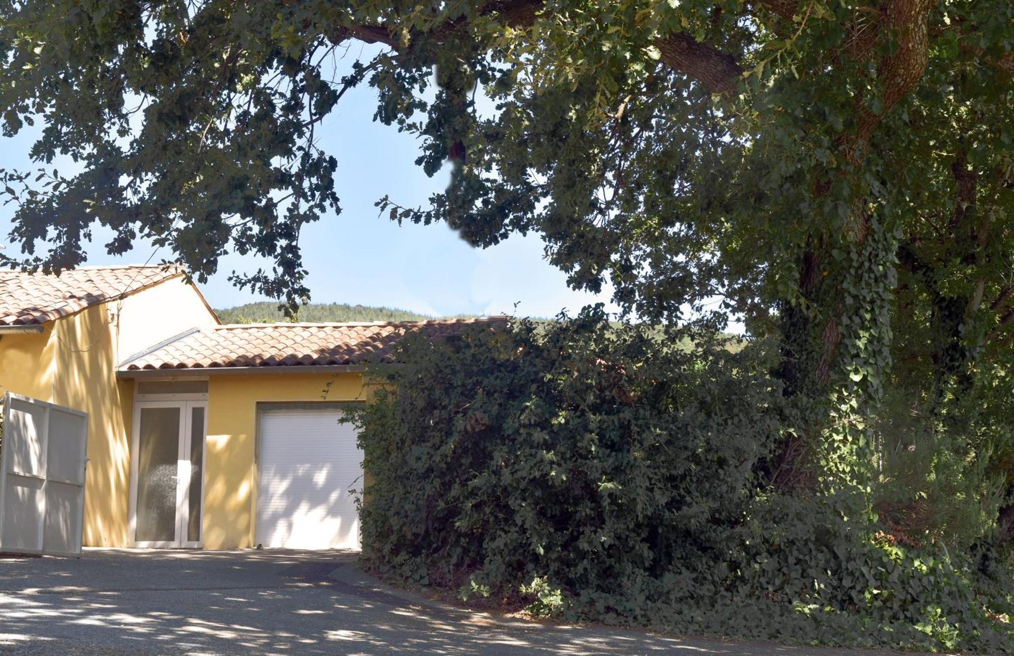 Maison Super Calme Et Confortable - Idealement Situee - Clim - Vue Montagnes - Piscine Partagee - Parking Gratuit - Lou Tranquillou
